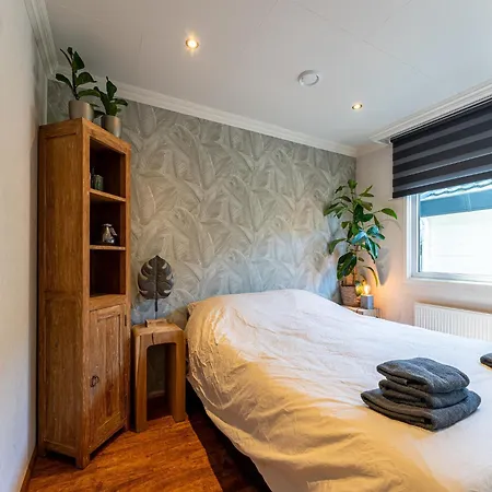 Forest With Pets * Voorthuizen