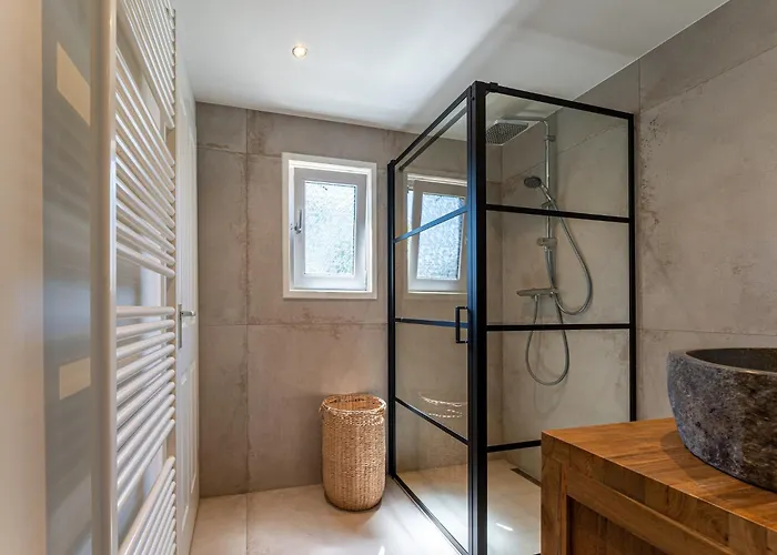 Forest With Pets Feriehus