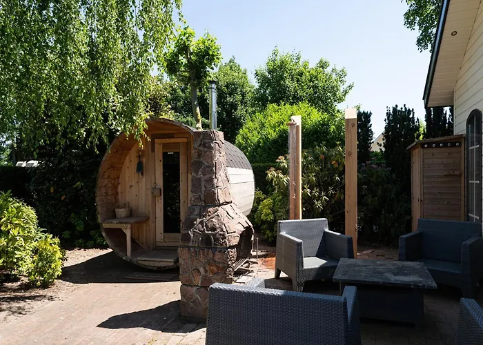 Semesterbostad Forest With Pets